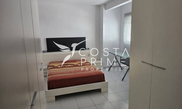 Resale - Apartment / Flat - Villajoyosa