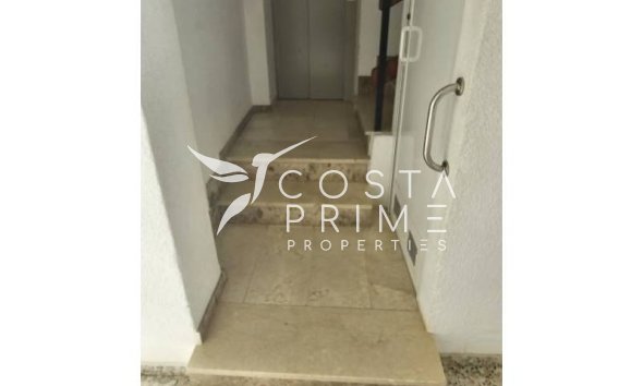 Resale - Apartment / Flat - Villajoyosa