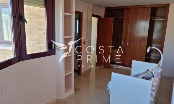 Resale - Apartment / Flat - Benidorm