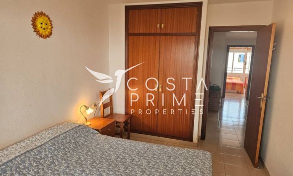 Resale - Apartment / Flat - Villajoyosa