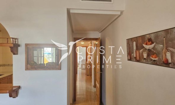 Resale - Apartment / Flat - Villajoyosa