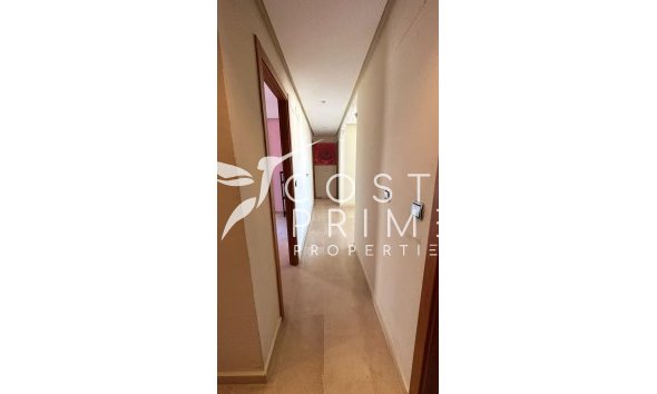 Resale - Apartment / Flat - Benidorm