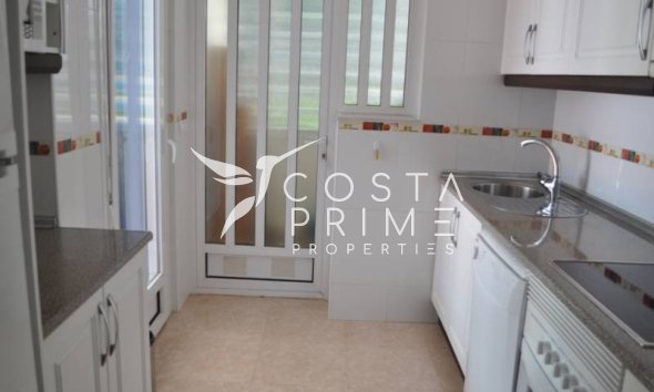 Resale - Apartment / Flat - Villajoyosa