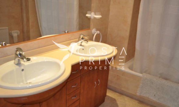 Resale - Apartment / Flat - Villajoyosa