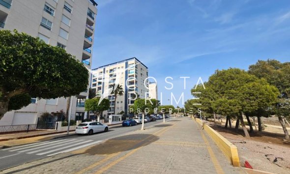 Resale - Apartment / Flat - Villajoyosa