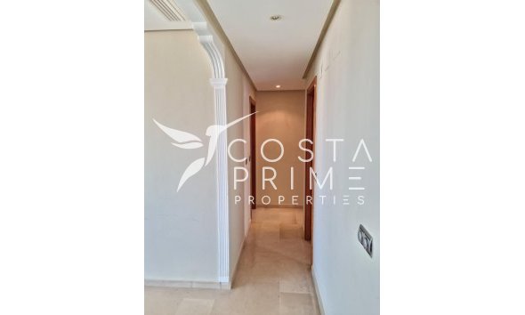 Resale - Apartment / Flat - Benidorm