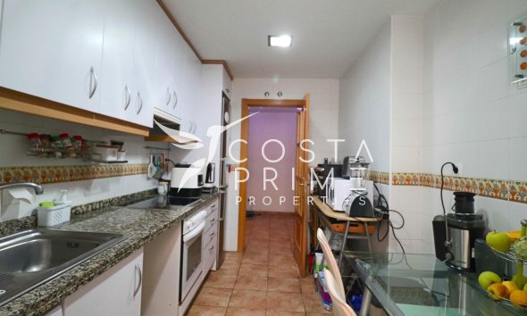 Resale - Apartment / Flat - Villajoyosa