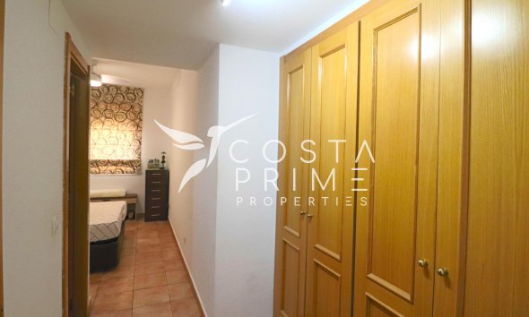 Resale - Apartment / Flat - Villajoyosa