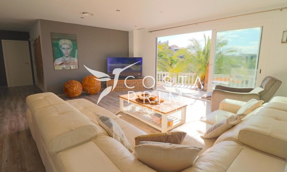 Resale - Villa  - El Campello