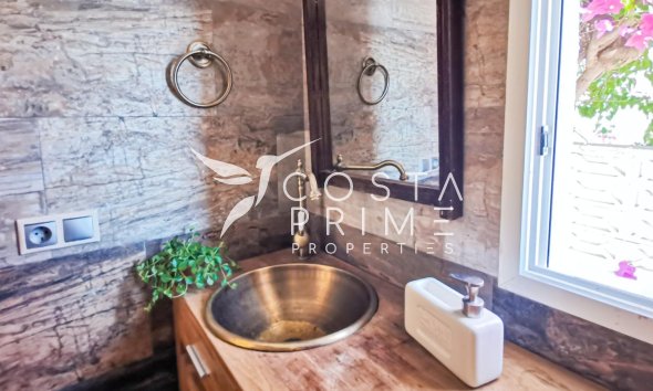 Alquiler a largo plazo - Chalet / Villa - La Nucía