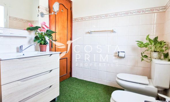 Alquiler a largo plazo - Chalet / Villa - La Nucía