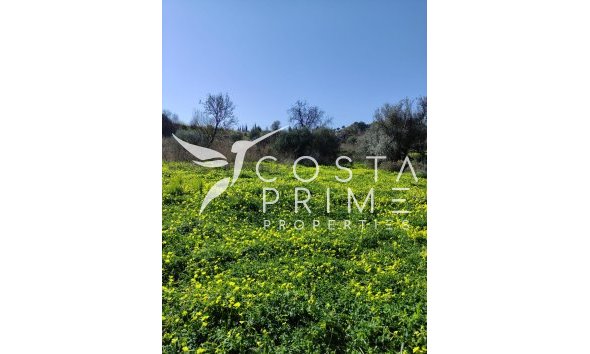 Resale - Plot / Land - Altea