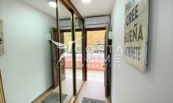 Resale - Apartment / Flat - Benidorm