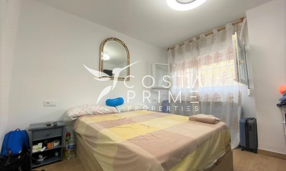 Resale - Apartment / Flat - Benidorm