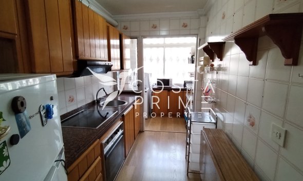 Resale - Apartment / Flat - Benidorm