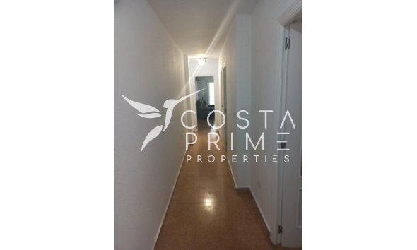 Resale - Apartment / Flat - Benidorm