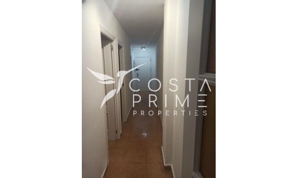 Resale - Apartment / Flat - Benidorm