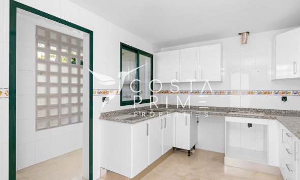 Újraértékesítés - Apartman / lakás - Altea