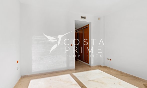 Újraértékesítés - Apartman / lakás - Altea