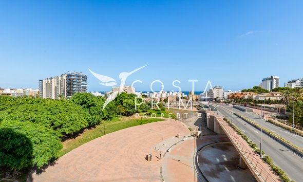 Resale - Apartment / Flat - El Campello