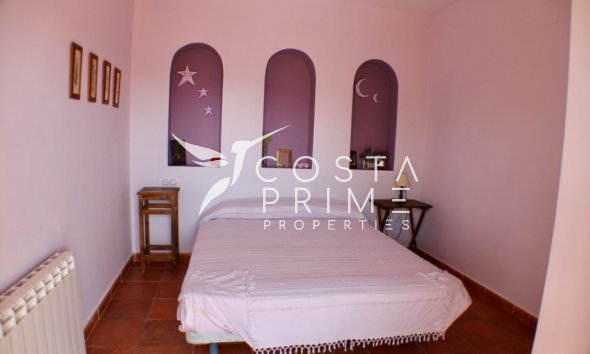 Resale - Villa  - Villajoyosa