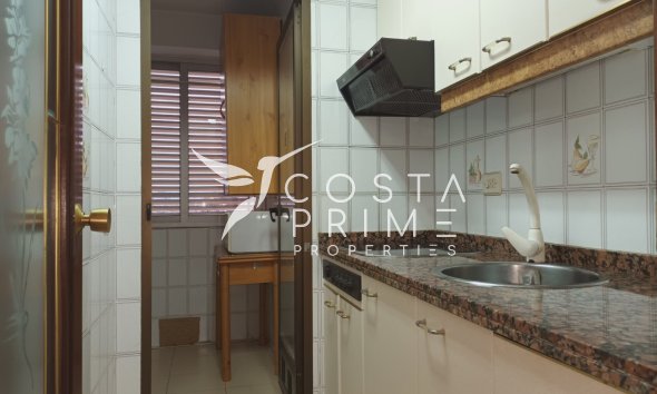 Resale - Apartment / Flat - Benidorm