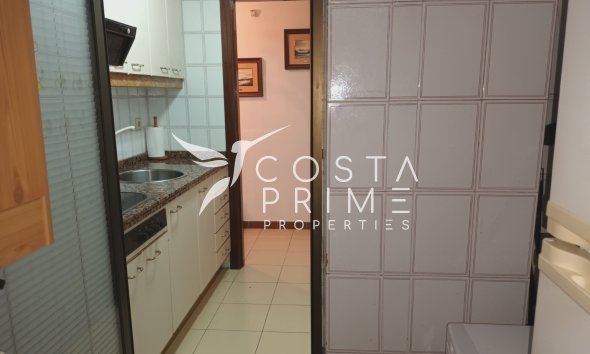 Resale - Apartment / Flat - Benidorm