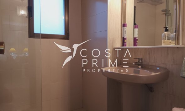 Resale - Apartment / Flat - Benidorm