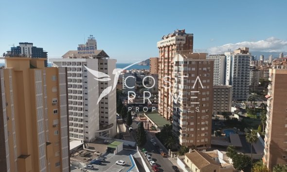 Resale - Apartment / Flat - Benidorm