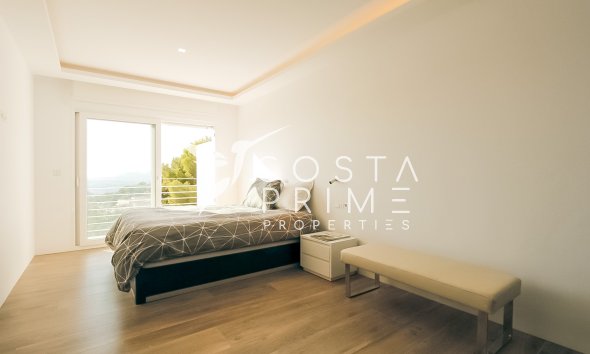 Újraértékesítés - Villa  - Altea