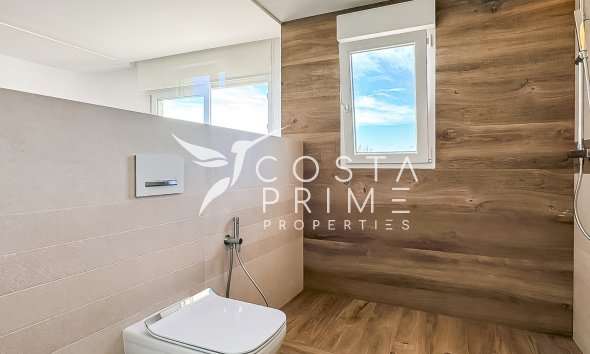 Újraértékesítés - Villa  - Altea