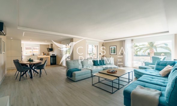 Reventa - Chalet / Villa - Alfas del Pí