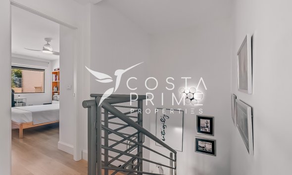 Újraértékesítés - Villa  - Alfas del Pí