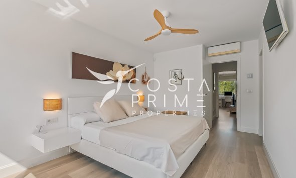 Újraértékesítés - Villa  - Alfas del Pí