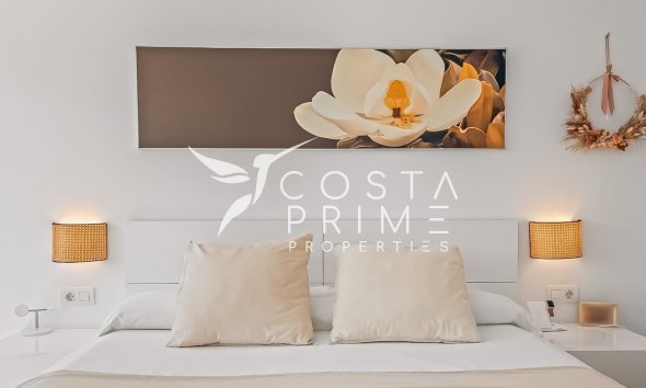 Újraértékesítés - Villa  - Alfas del Pí