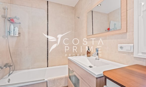 Újraértékesítés - Villa  - Alfas del Pí