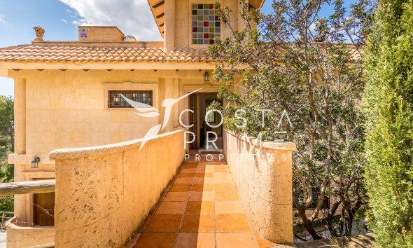 Resale - Villa  - Altea