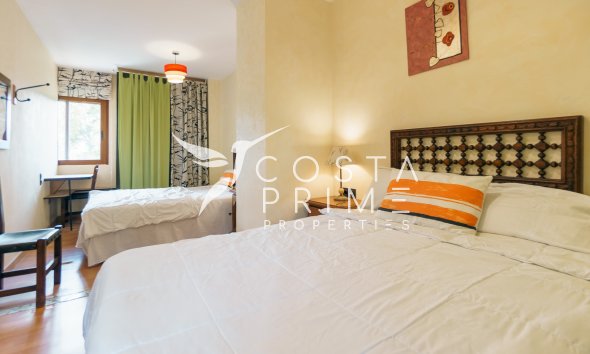 Resale - Villa  - Altea