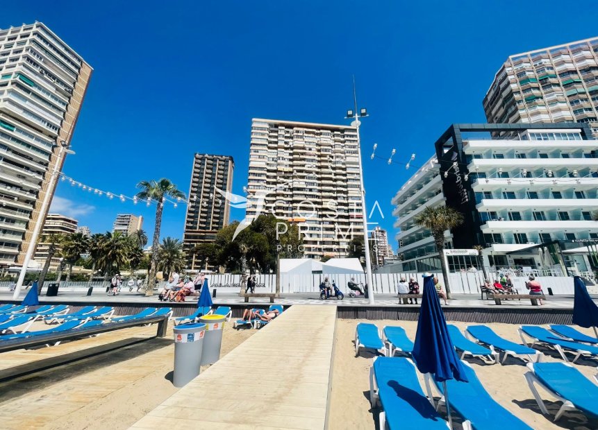 Resale - Apartment / Flat - Benidorm