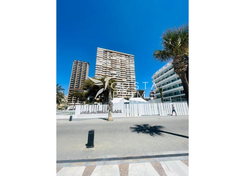 Resale - Apartment / Flat - Benidorm