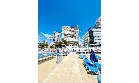 Resale - Apartment / Flat - Benidorm