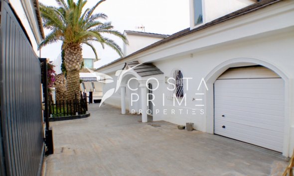 Reventa - Chalet / Villa - Benidorm