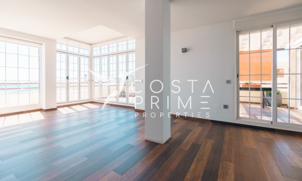 Odsprzedaż - Daszek - Altea