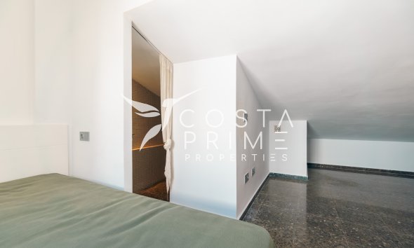 Odsprzedaż - Daszek - Altea