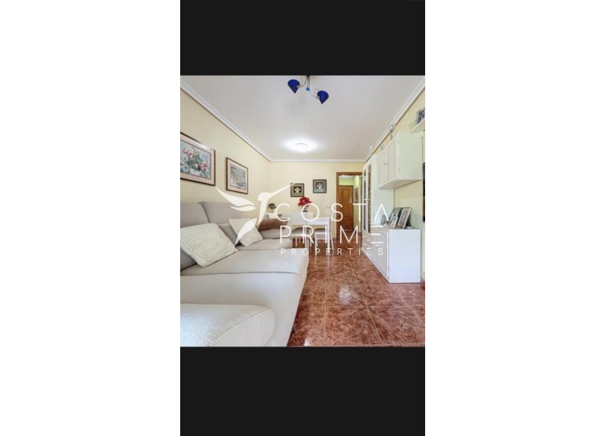 Resale - Apartment / Flat - Benidorm