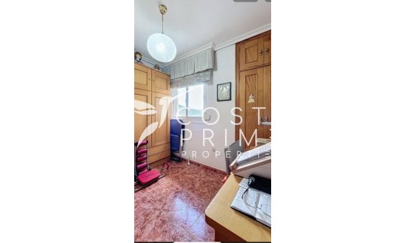 Resale - Apartment / Flat - Benidorm