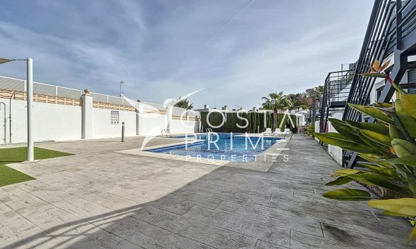 Reventa - Adosado / Pareado - Albir