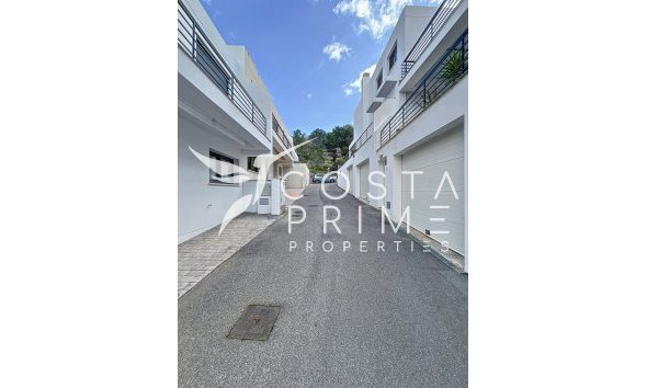 Reventa - Adosado / Pareado - Albir