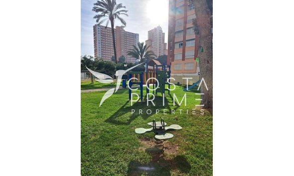 Resale - Apartment / Flat - Benidorm