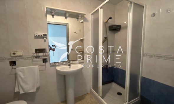 Resale - Apartment / Flat - Benidorm